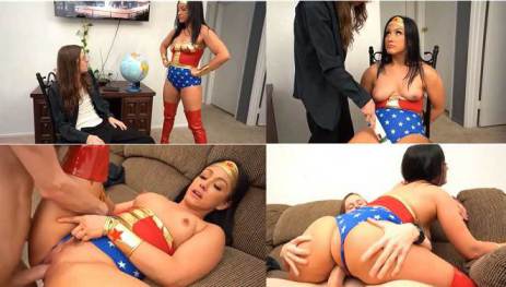 limp - 6596 Jennifer White Wonder Woman Becomes Super Slut.mp4