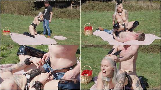 Outdoor Sex for Easter Bunny Mel