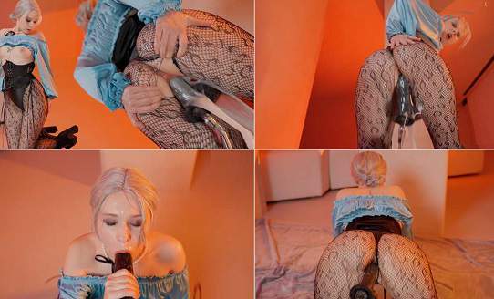 Creamy Spot Dripping in leopard tights and strutting on heels
