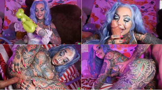 Tiger Lilly Clown Town