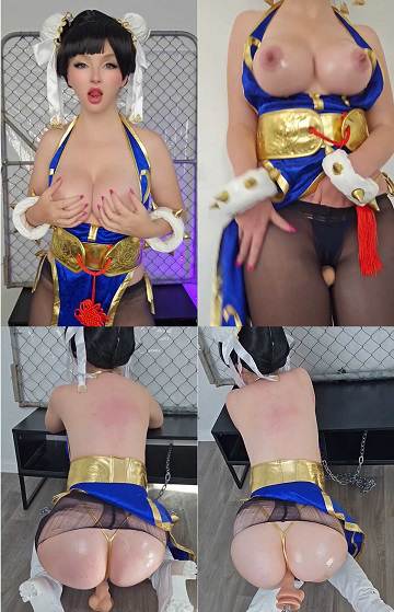 Horny Chun Li Cosplay Solo Masturbation 
