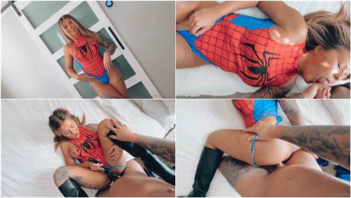 Littlebuffbabe Spider-Woman